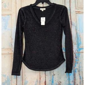 Ultra Flint Womens Size Small Black Long Sleeve V Neck Pullover T Shirt Stretch